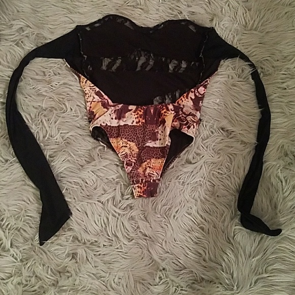 BEACH RIOT Leopard face one piece - Picture 4 of 4